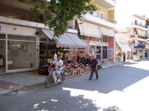 Einkaufen im alten Zentrum von Preveza