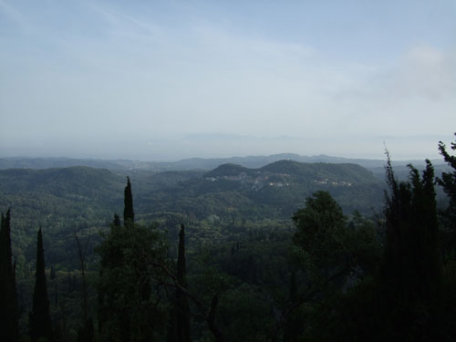 Blick vom Pantokrator aus Richtung Acharavi und Roda