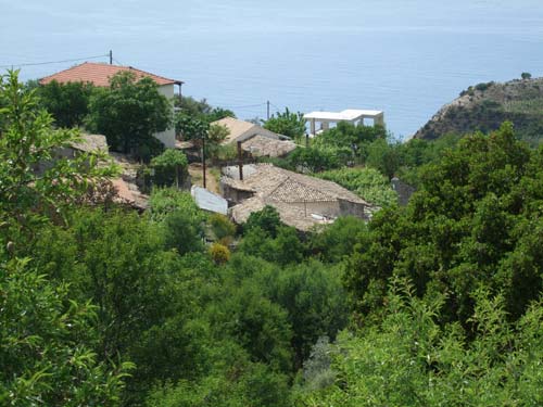 Blick über Dragano hinweg auf die Südwestküste von Lefkas