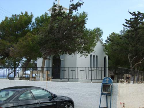 Die Kirche von Agia Pelagia.