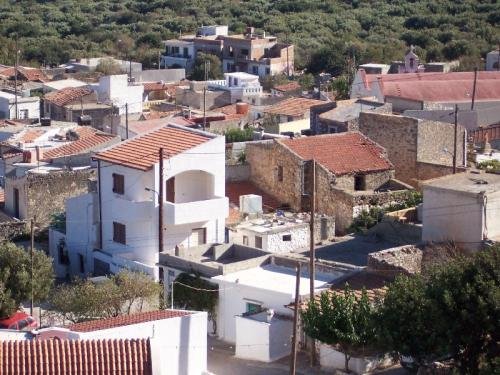 Ein Bergdorf im Nordosten von Kreta.