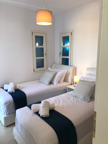 eliza villa 02