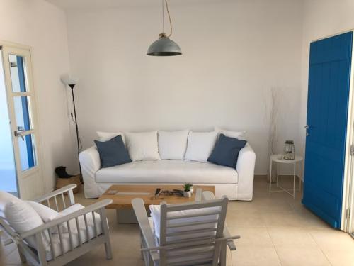 eliza villa 10