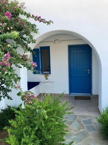 mikes villa 10