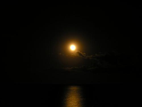 Vollmond vor Papa Nero.